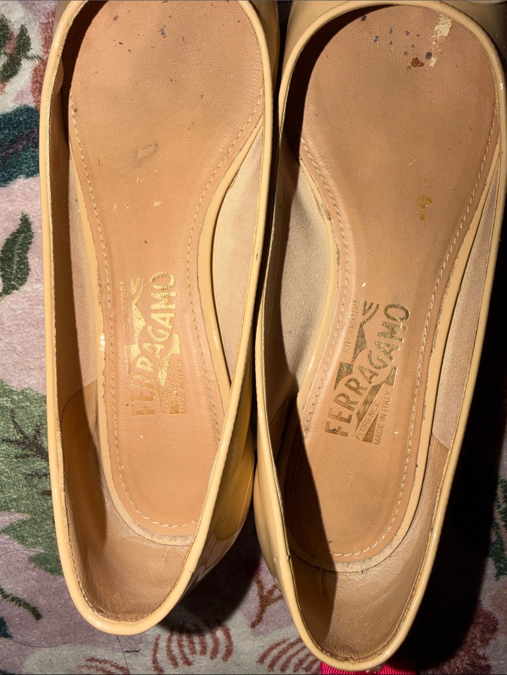Salvatore Ferragamo Blush Patent Leather Bow Flats with Gold Accent - Picture 6 of 8